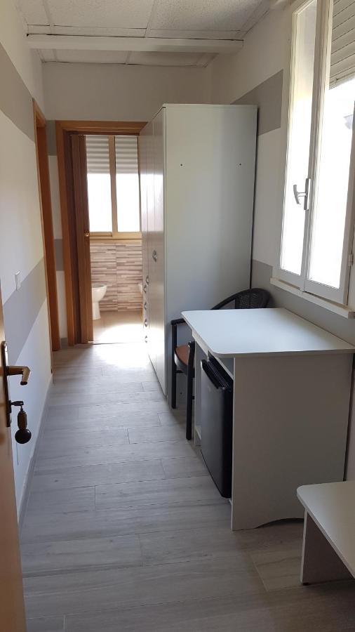 Albergo Paris Sottomarina Extérieur photo