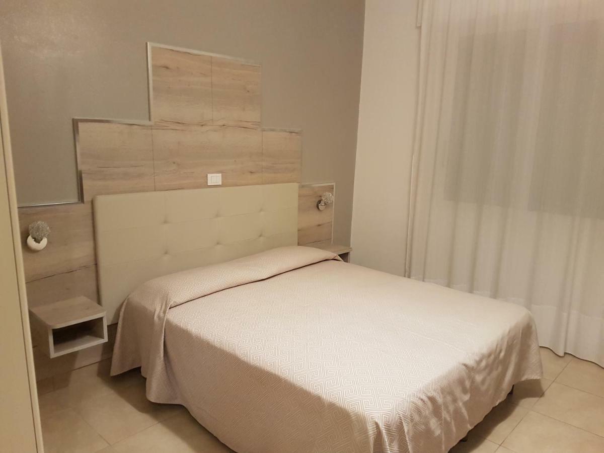 Albergo Paris Sottomarina Extérieur photo