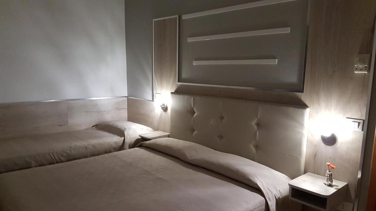 Albergo Paris Sottomarina Extérieur photo