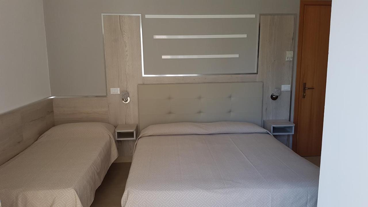Albergo Paris Sottomarina Extérieur photo